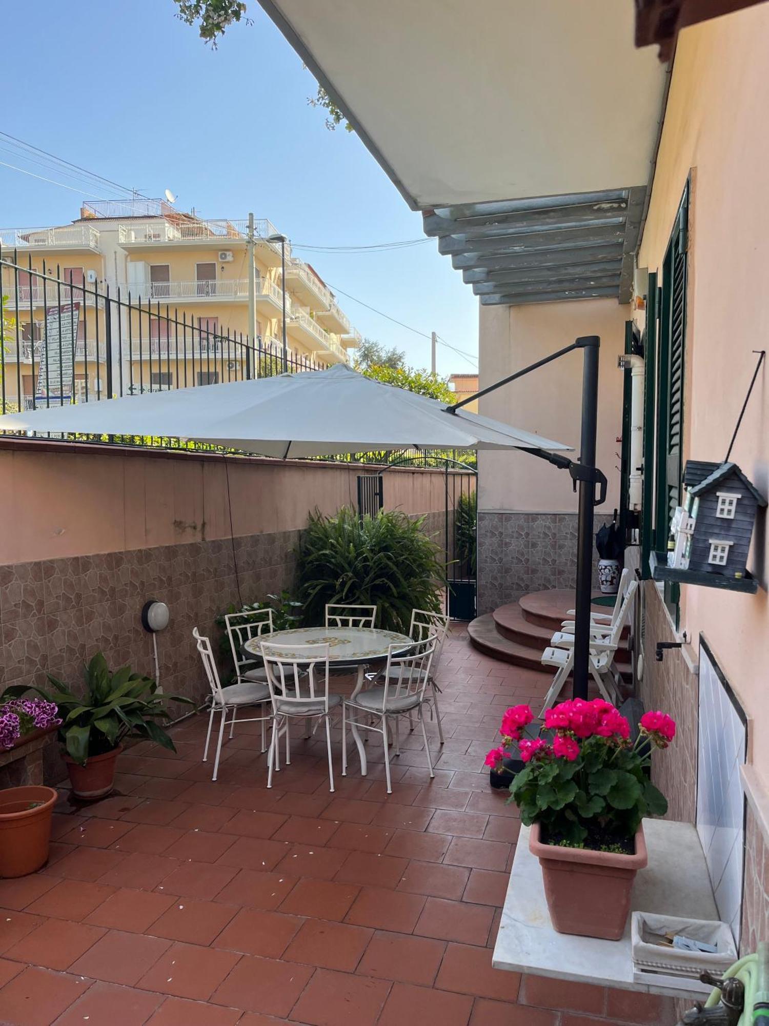 Casa Vacanze Il Gatto Rosso Треказе Экстерьер фото