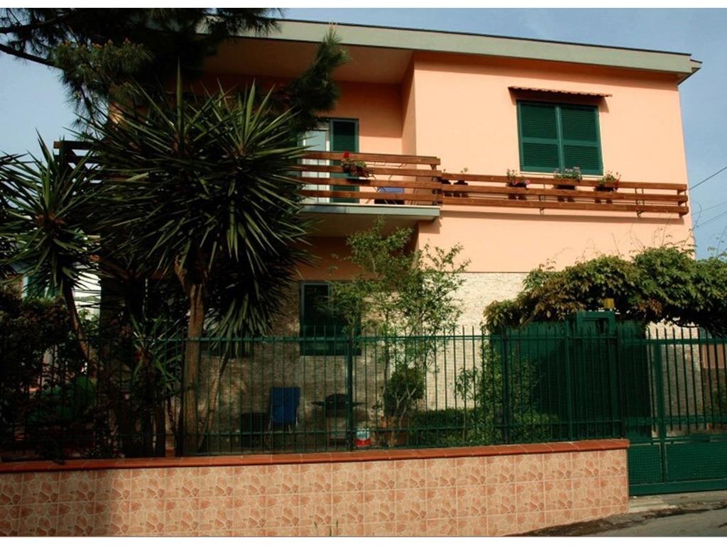 Casa Vacanze Il Gatto Rosso Треказе Экстерьер фото